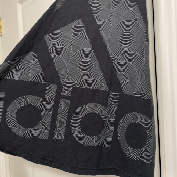 Adidas top - Picture 3 of 3